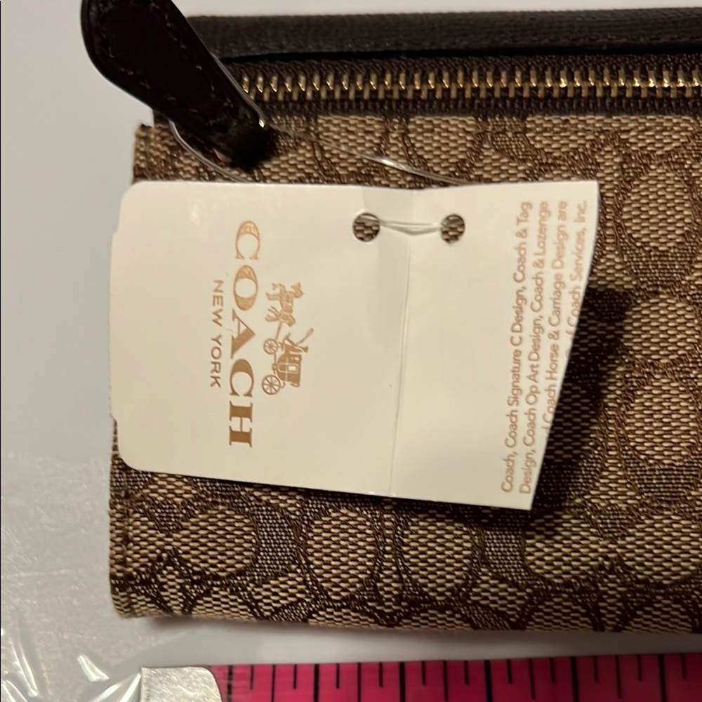 Coach Brown leather / Brown signature pattern Wallet - Picture 6 of 6